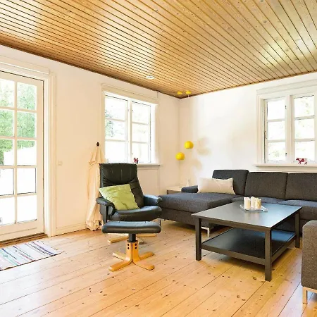Three-bedroom Holiday In Nykobing Sj 9 Vakantiehuis Nykøbing Sjælland